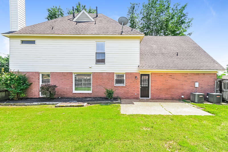 2,415/Mo, 8720 Bazemore Rd Cordova, TN 38018 Rear View
