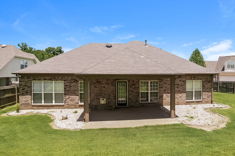 1,965/Mo, 2477 Torrington Way Southaven, MS 38672 Rear View