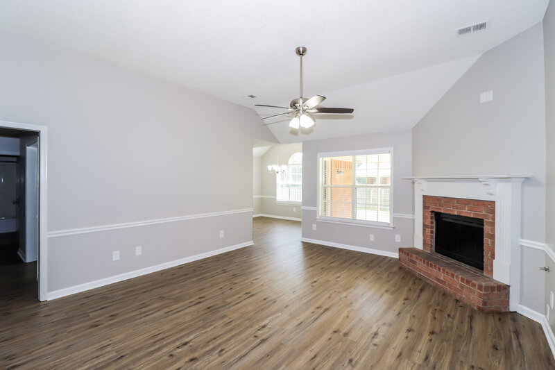 2,210/Mo, 4092 Hidden Fern Ln N Bartlett, TN 38135 Living Room View
