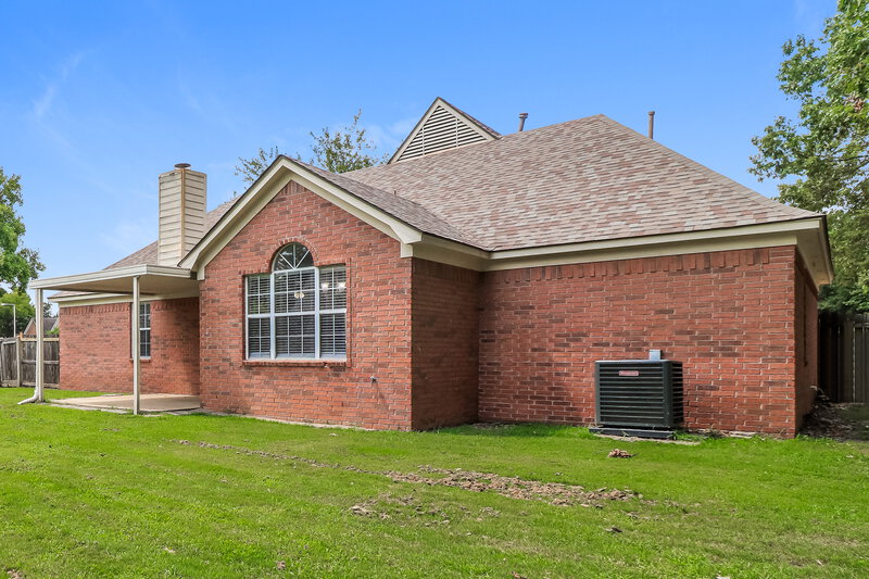 2,210/Mo, 4092 Hidden Fern Ln N Bartlett, TN 38135 Rear View 2