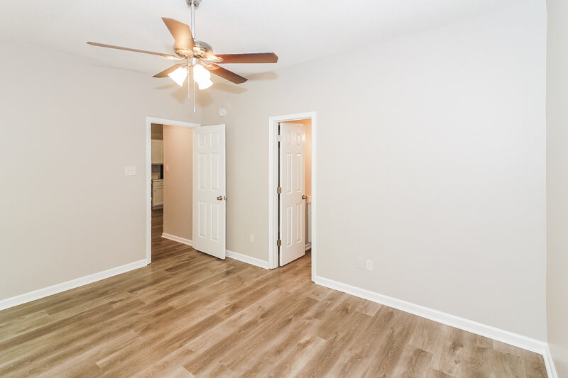 1,720/Mo, 495 Oakland Hills Dr Oakland, TN 38060 Main Bedroom View