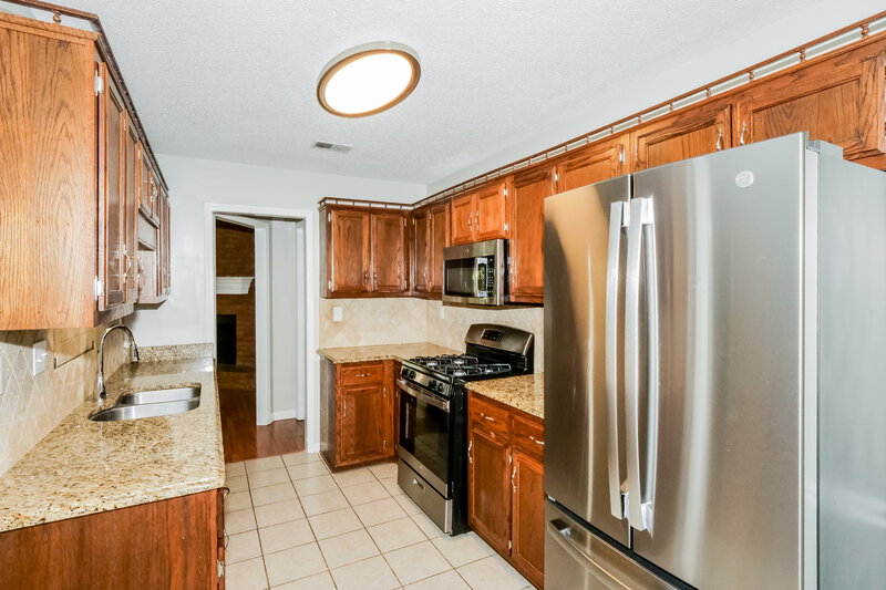 1,715/Mo, 1163 Carriage Dr S Southaven, MS 38671 Kitchen View
