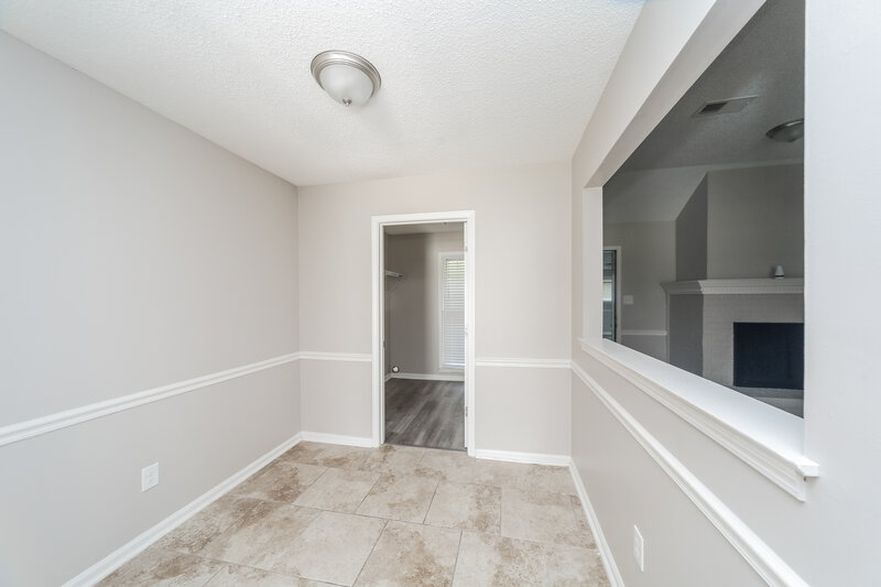 1,970/Mo, 5036 Brooksbank Cv S Memphis, TN 38141 Breakfast Nook View