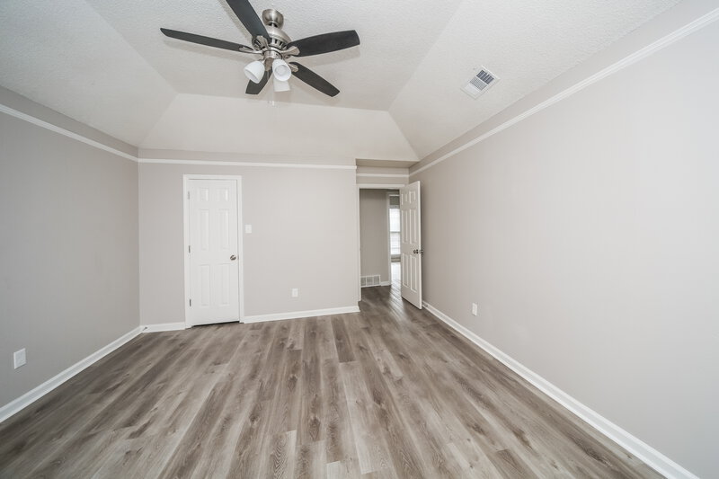 1,970/Mo, 5036 Brooksbank Cv S Memphis, TN 38141 Main Bedroom View 2