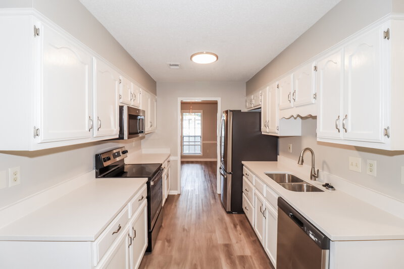 2,030/Mo, 6410 Baird Ln Bartlett, TN 38135 Kitchen View