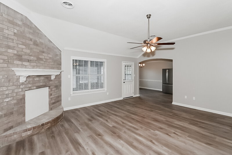 3,410/Mo, 8318 Whispering Elm Dr Memphis, TN 38125 Living Room View 2