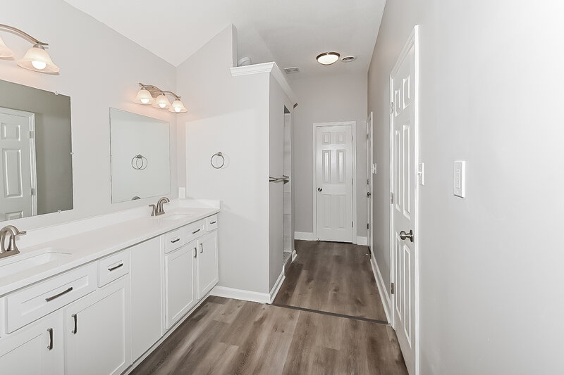 3,410/Mo, 8318 Whispering Elm Dr Memphis, TN 38125 Main Bathroom View 2