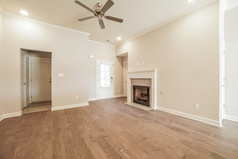 1,815/Mo, 7790 Melisa Dr Walls, MS 38680 Living Room View