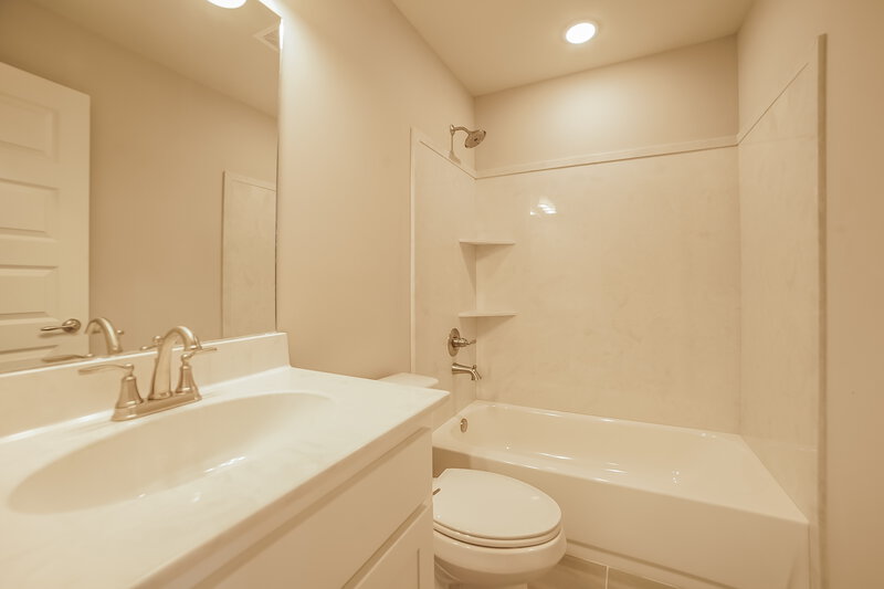 1,815/Mo, 7790 Melisa Dr Walls, MS 38680 Bathroom View