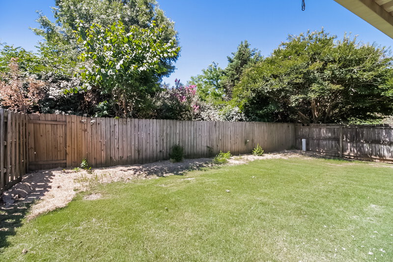 1,825/Mo, 1105 Atterbury Cir S Southaven, MS 38671 Rear View