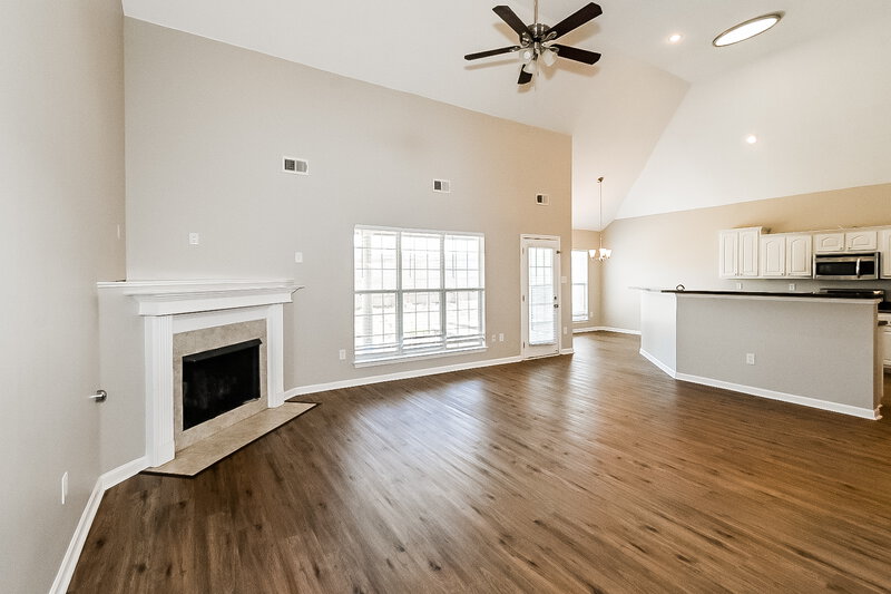 3,200/Mo, 5952 Christopher Jordan Dr Southaven, MS 38672 Living Room View