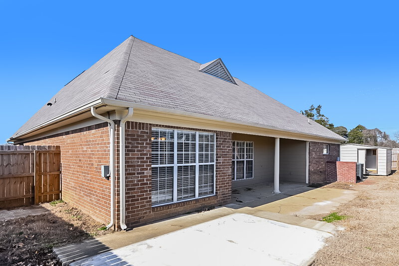 3,200/Mo, 5952 Christopher Jordan Dr Southaven, MS 38672 Rear View