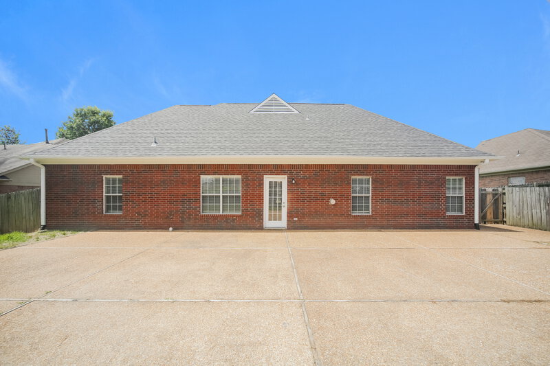 2,380/Mo, 9162 Tahoe Dr Olive Branch, MS 38654 Rear View
