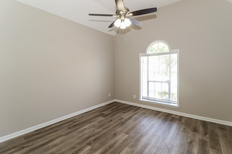 1,695/Mo, 7737 Wolfden Cir Memphis, TN 38133 Main Bedroom View