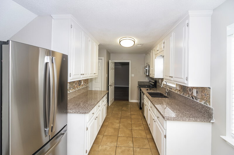 1,840/Mo, 967 Hawkview Dr Cordova, TN 38018 Kitchen View