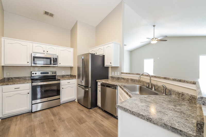 2,870/Mo, 13202 Claybourne Cv Olive Branch, MS 38654 Kitchen View