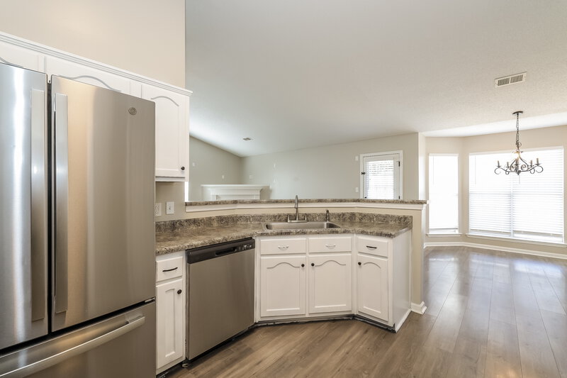 2,870/Mo, 13202 Claybourne Cv Olive Branch, MS 38654 Kitchen View 2