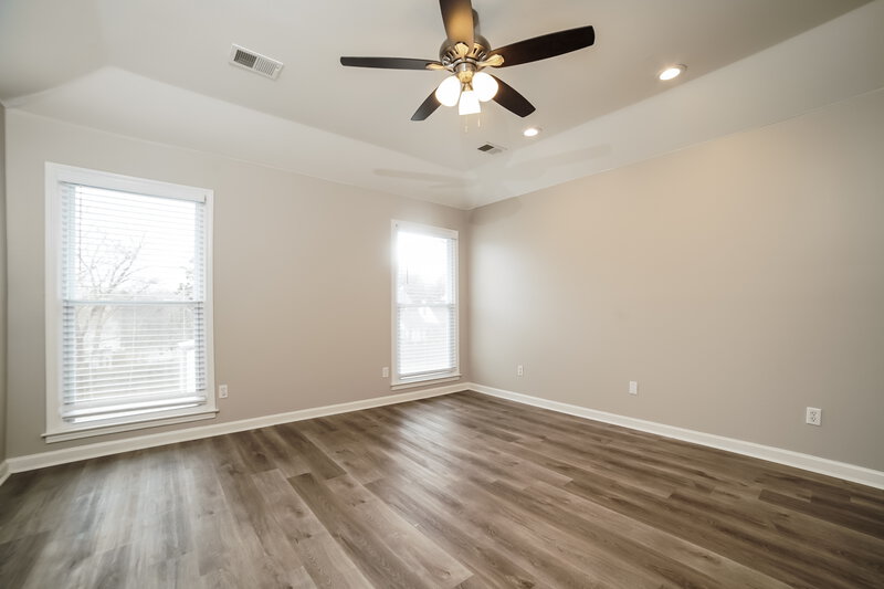 2,015/Mo, 255 S Sanga Rd Cordova, TN 38018 Main Bedroom View