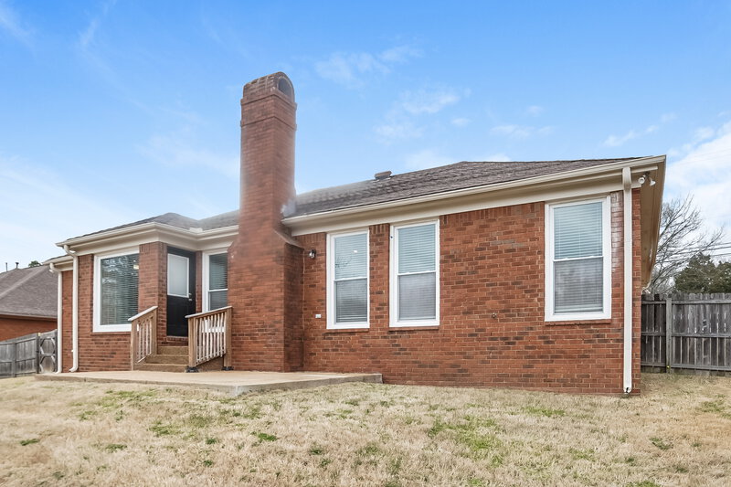 2,015/Mo, 255 S Sanga Rd Cordova, TN 38018 Rear View