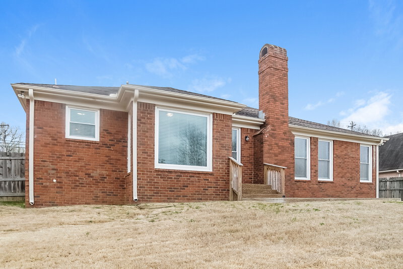 2,015/Mo, 255 S Sanga Rd Cordova, TN 38018 Rear View 2