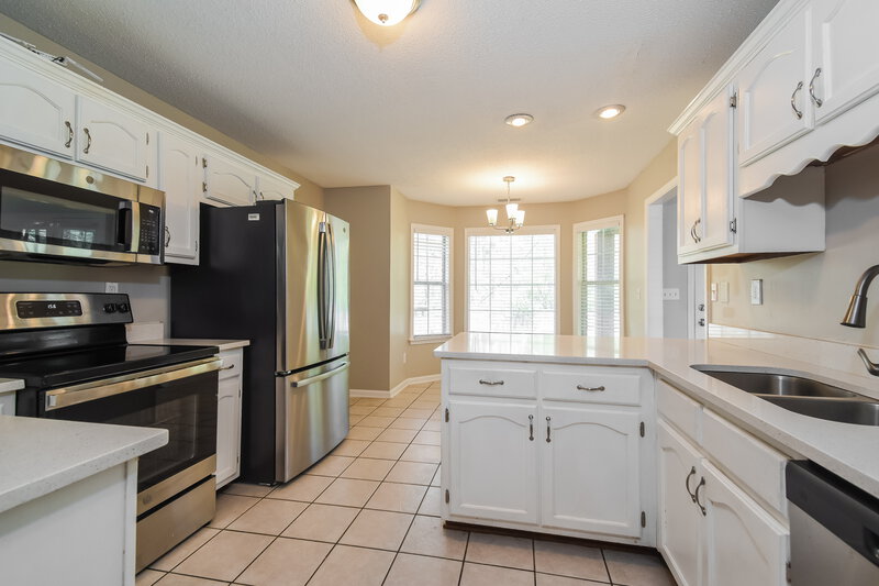 2,015/Mo, 216 Fawn Dr N Hernando, MS 38632 Kitchen View