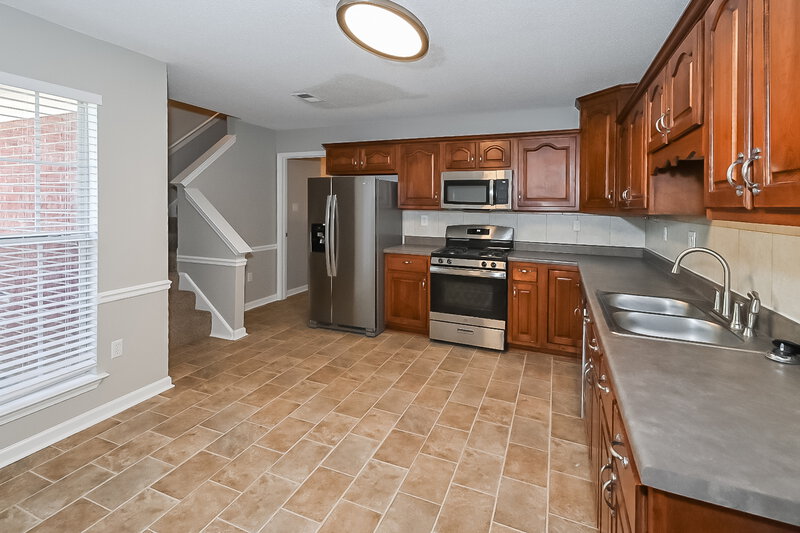 1,705/Mo, 7556 Bear Cv Walls, MS 38680 Kitchen View