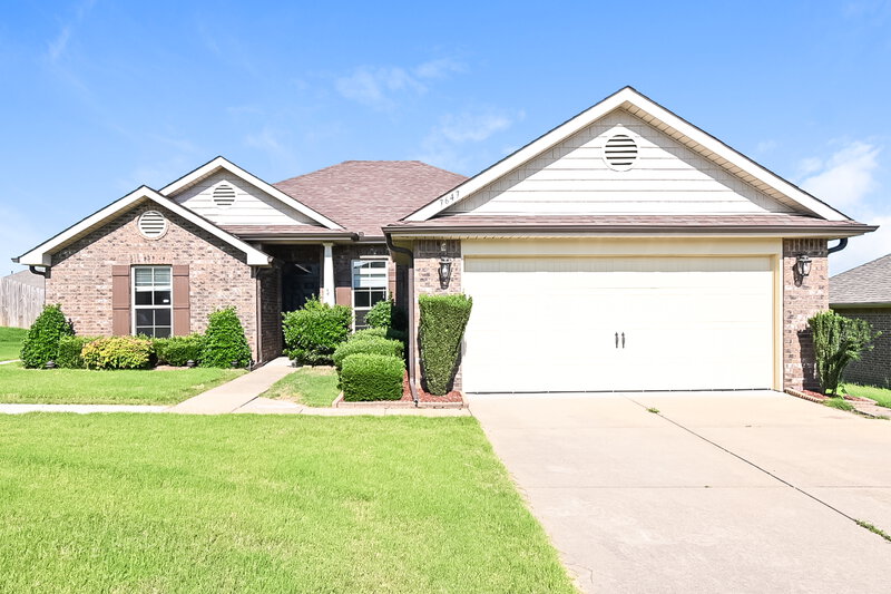 1,920/Mo, 7647 Brierfield Dr E Southaven, MS 38672 External View