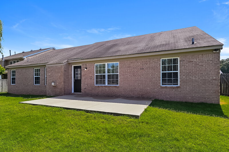 1,985/Mo, 7425 Hunters Horn Dr Olive Branch, MS 38654 Rear View