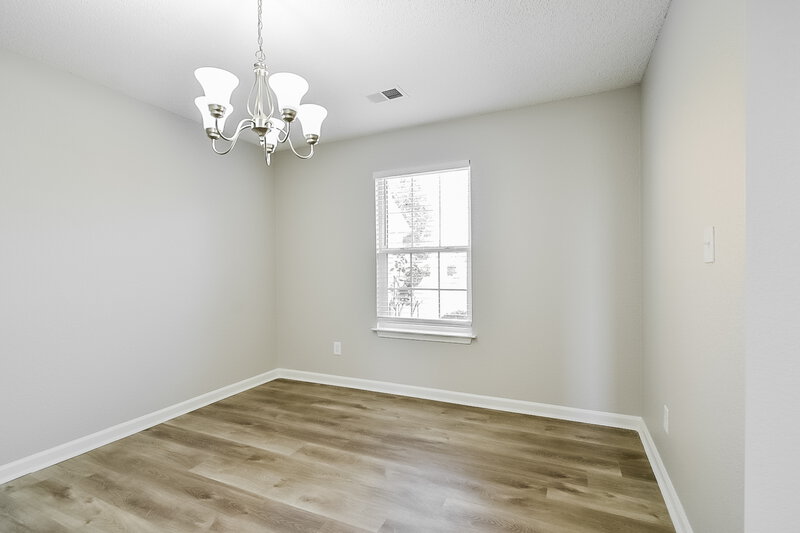 2,000/Mo, 5512 Fernbank Cv Memphis, TN 38125 Dining Room View