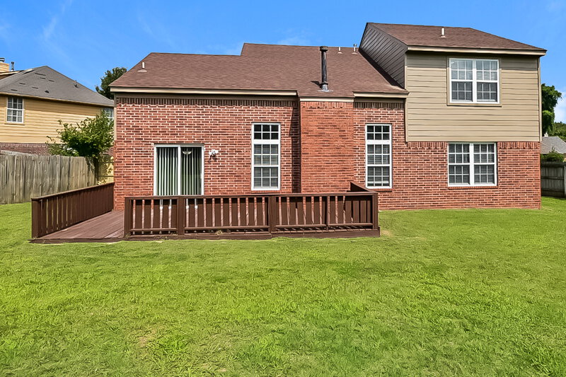 2,000/Mo, 5512 Fernbank Cv Memphis, TN 38125 Rear View