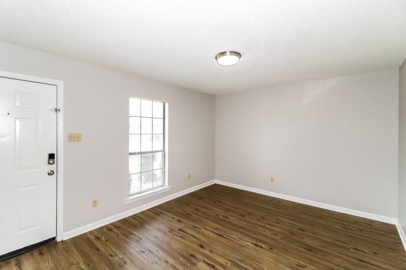 1,270/Mo, 7778 Biloxi Cv Apt 103 Millington, TN 38053 Living Room View
