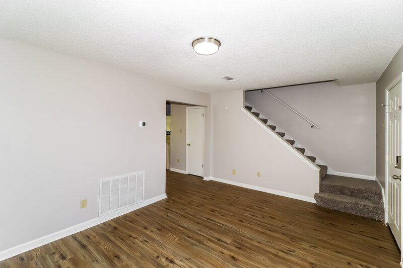 1,270/Mo, 7778 Biloxi Cv Apt 103 Millington, TN 38053 Living Room View 2