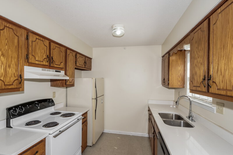 1,190/Mo, 7778 Biloxi Cv Apt 104 Millington, TN 38053 Kitchen View