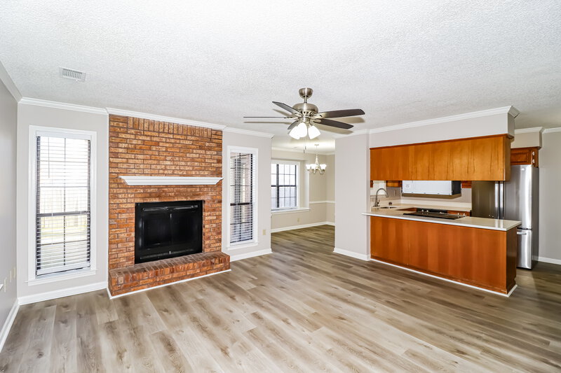 1,460/Mo, 7792 Hickory Meadow Rd Millington, TN 38053 Living Room View 2