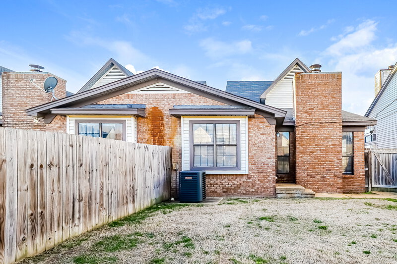 1,460/Mo, 7792 Hickory Meadow Rd Millington, TN 38053 Rear View