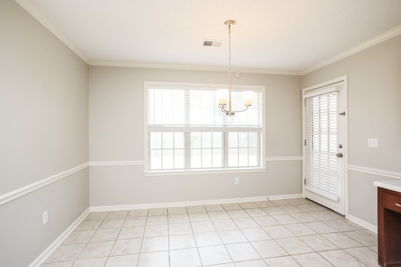 1,710/Mo, 7852 Tankerston Dr Memphis, TN 38125 Dining Room View 2