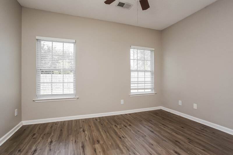 1,945/Mo, 9864 White Poplar Dr Olive Branch, MS 38654 Main Bedroom View
