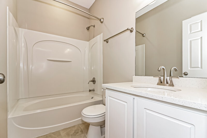 2,730/Mo, 9864 White Poplar Dr Olive Branch, MS 38654 Bathroom View