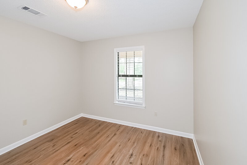 1,560/Mo, 7120 Grove Park Cv Olive Branch, MS 38654 Bedroom View 2
