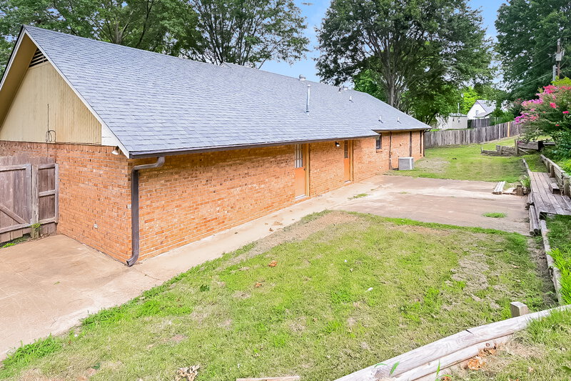 1,560/Mo, 7120 Grove Park Cv Olive Branch, MS 38654 Rear View