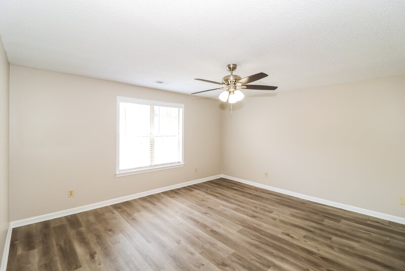 2,120/Mo, 3164 Birchton Glade Cv Lakeland, TN 38002 Main Bedroom View 2