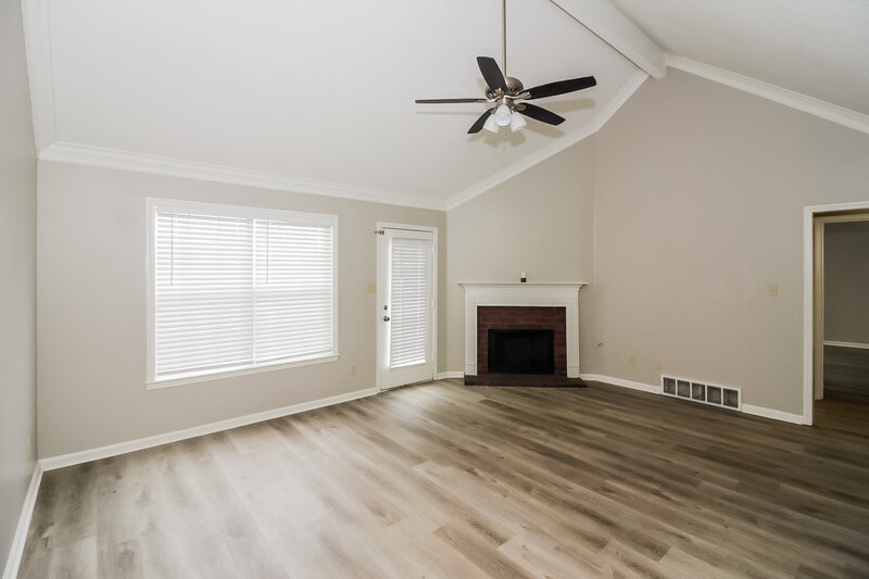 1,800/Mo, 1793 Black Bear Cir W Cordova, TN 38016 Living Room View