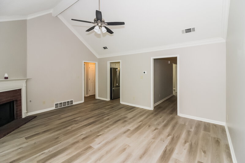 1,800/Mo, 1793 Black Bear Cir W Cordova, TN 38016 Living Room View 3