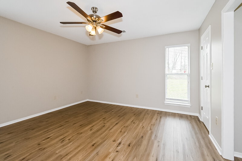 1,550/Mo, 6232 Cambridge Dr Olive Branch, MS 38654 Main Bedroom View