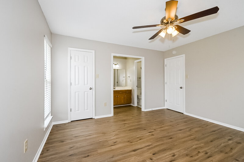 1,550/Mo, 6232 Cambridge Dr Olive Branch, MS 38654 Main Bedroom View 2