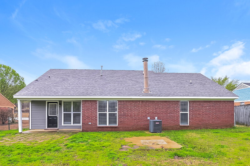 1,550/Mo, 6232 Cambridge Dr Olive Branch, MS 38654 Rear View