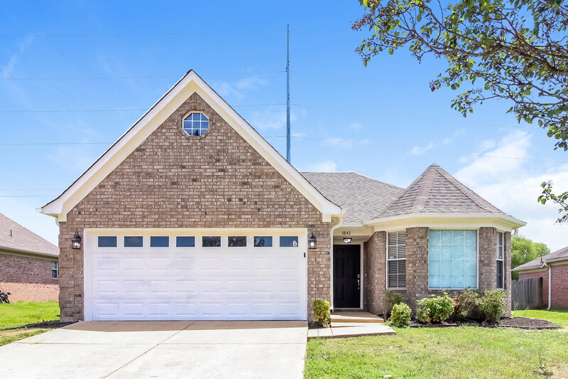 2,045/Mo, 5842 Carrel Cv Southaven, MS 38671 External View