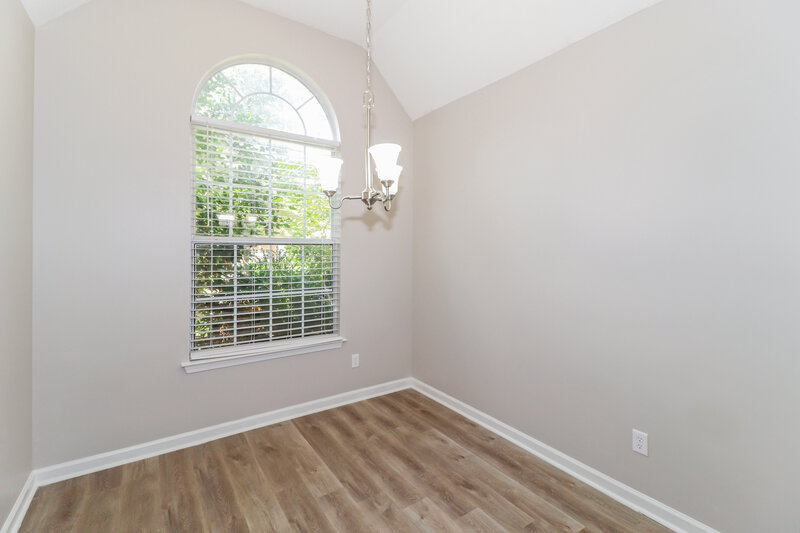 1,835/Mo, 4930 Indian Walk Ln Arlington, TN 38002 Dining Room View