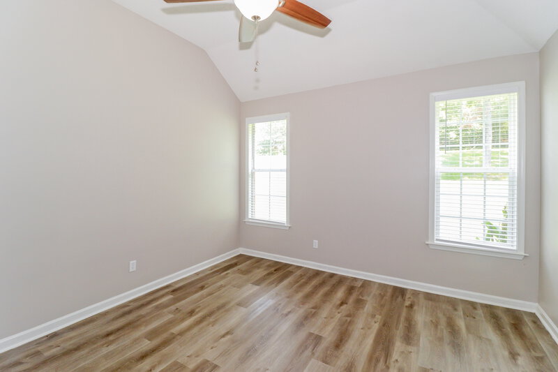 1,835/Mo, 4930 Indian Walk Ln Arlington, TN 38002 Main Bedroom View 2