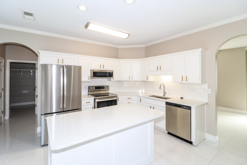 2,375/Mo, 2294 Purple Leaf Cv Cordova, TN 38016 Kitchen View 2